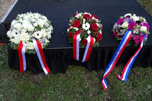 foto 25 3 2024 127 herdenking joods namenmonument op begraafplaats duinrust