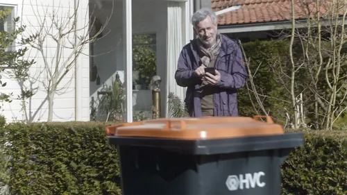 hvc inwoner bestuurt bak