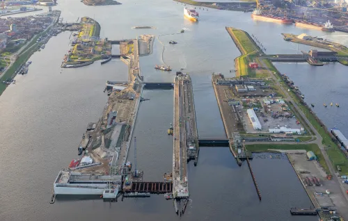 sluizencomplex bij ijmuiden tcm21 300514