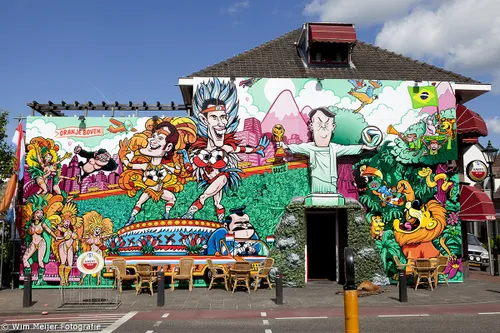 tumblr n55by7udms1svvyvco2 r2 1280