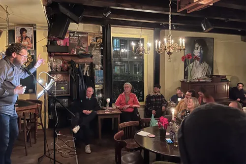 voordracht mattijs reinen op donderdagavond 22 december bij cafe camille