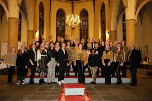 231210 people project koor 9361 1800x1200 72dpi web kopieren