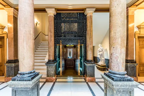 3575 685df93a6253014f7a19f4d36c03198a