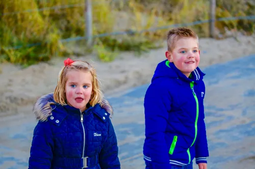 kids op strand kl