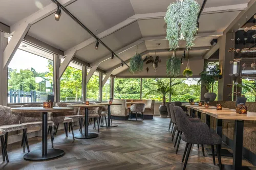 ruimte kant parkeerpl