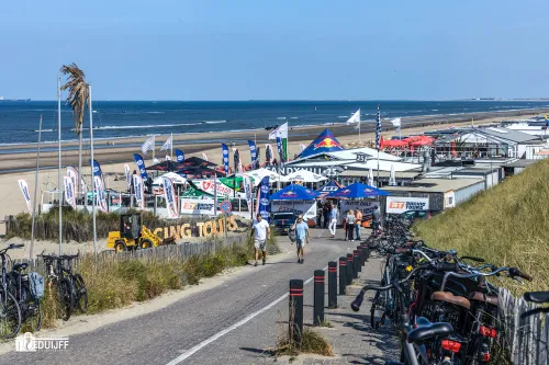 strandpaviljoen racing tours