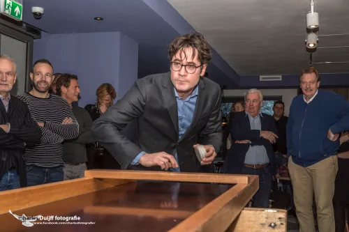 wethouder snoek sjoelen