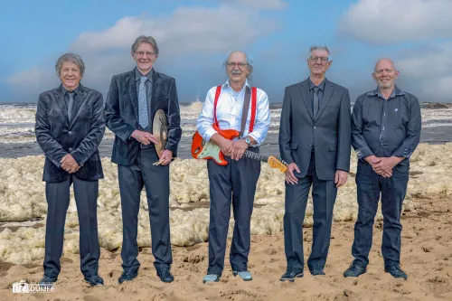 Maskers 2.0 strand zonder zanger