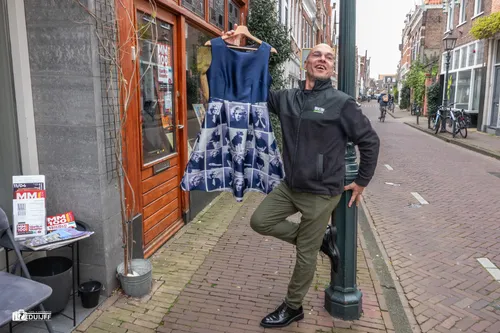 Hans Goes met jurk