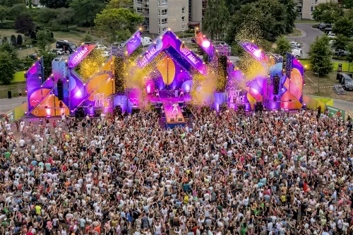 download 133135 s1000x1000