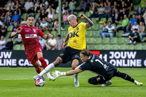 download 138304 s1000x1000