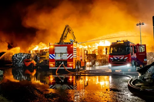 De brandweer is groots uitgerukt