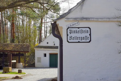 raschala kellergasse pinkelstein manfred kuzel wiki