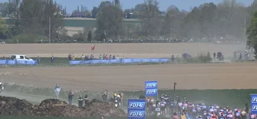 Pelotón de la París-Roubaix.&nbsp;@Sirotti