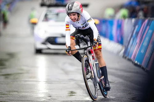 Mireia Benito, en la crono de los Juegos de Tokio.