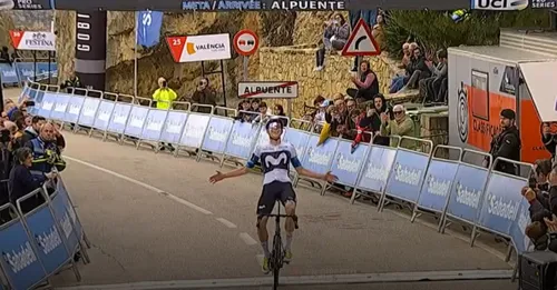 Iván Romeo consiguió su primera victoria profesional en la Volta a la Comunitat Valenciana