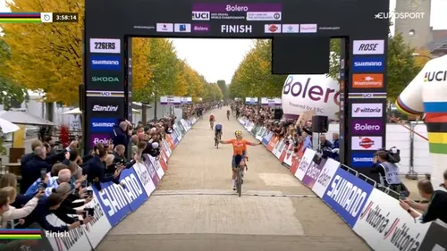 Lorena Wiebes fue la ganadora del Mundial de Gravel