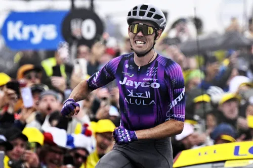 Ben O'Connor, en la victoria de etapa del Tour de Francia 2025