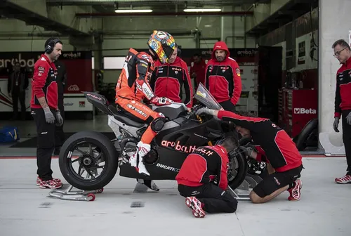 Chris Walker in lotta per la vittoria