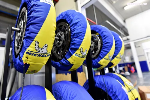 32146056478 915ba63905 o michelin