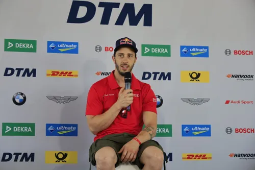 La Suzuki GS1000 di Yoshimura in trionfo alla 8 ore di Suzuka 1978