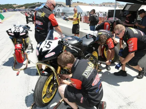 ama supersport box laguna seca