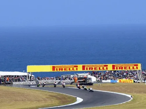 La partenza dell'All Japan Superbike a Suzuka