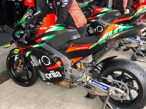 aprilia 2021 1 e1613489009391