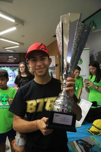 au1b0847 e1529709187895