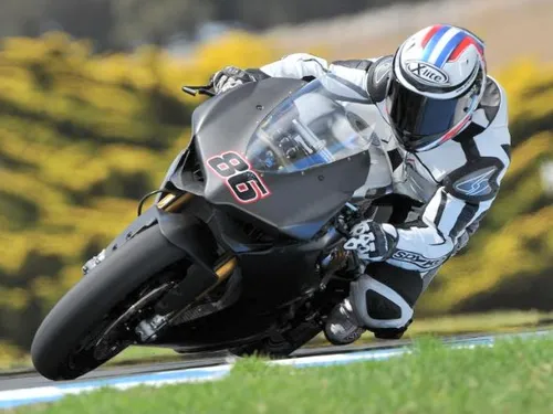 ayrton badovini test phillip island 20131