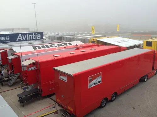 Iniziati i lavori alla curva Church di Thruxton