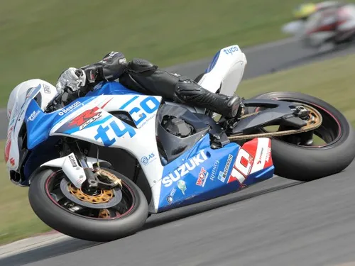 conor cummins tyco suzuki test snetterton