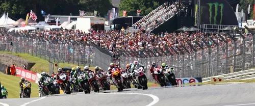 Scott Redding con la BMW M3 GT4 a Spa