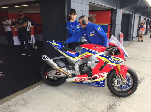 cover honda e1550471438672