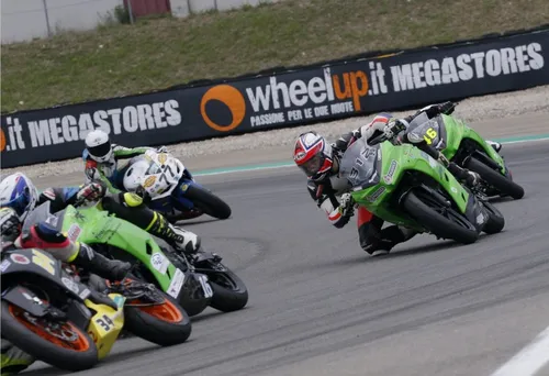 Satoshi Tsujimoto torna in sella