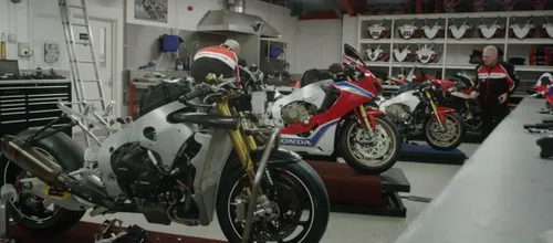 Prima wild card in Moto2 per Miroslav Popov