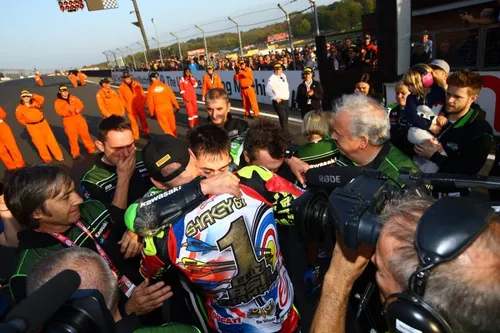 cover video e1508915575274