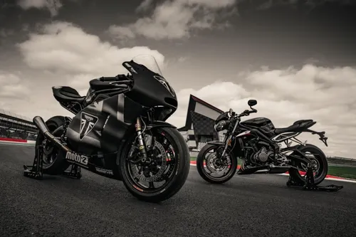 dlxqz fxsaa0vlo e1535643825515