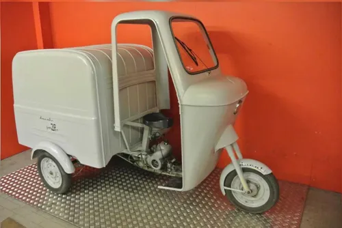 ducati 3 wheeler fattorino 5 e1633275834351