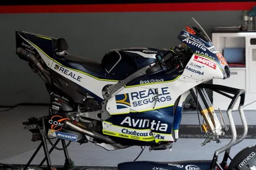 dyyq5q9vyaa1ddu e1549531885492