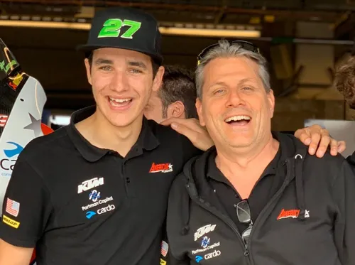 e8c490f6 ff9f 4ea7 9854 47760ce2e4eb