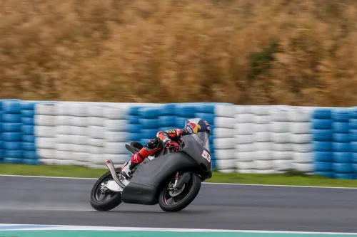 ej5cgd3wsaaf by e1574347296590