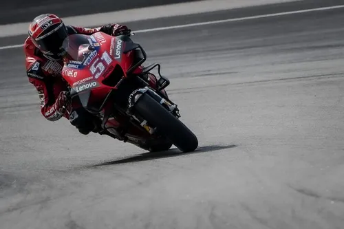 epw3wmhvuaai q6 e1580639712944