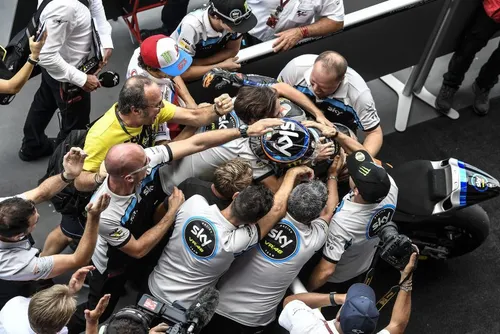 fa31f988 7df5 4642 94b1 d12bd87ba3bc e1570439278443