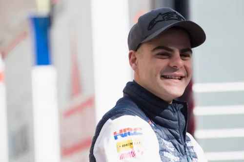 Niccol&ograve; Canepa doma la Yamaha R1 di GMT94