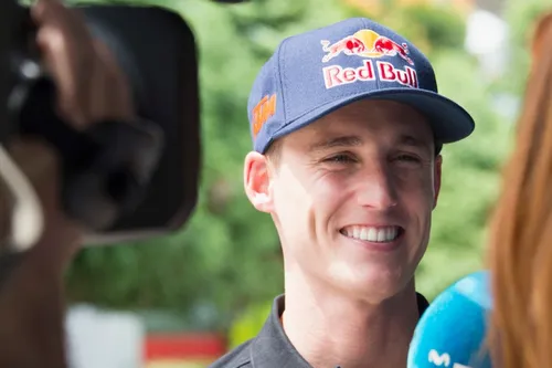 Jonas Folger impegnato a Losail