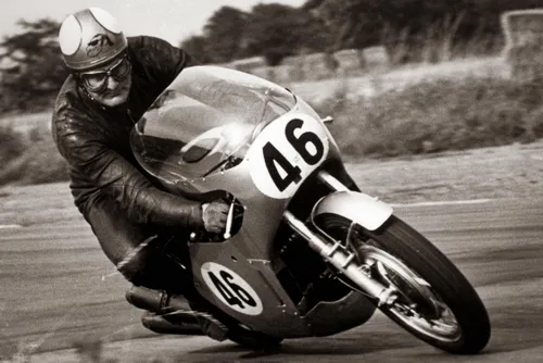 hailwood 58gallery full top fullscreen