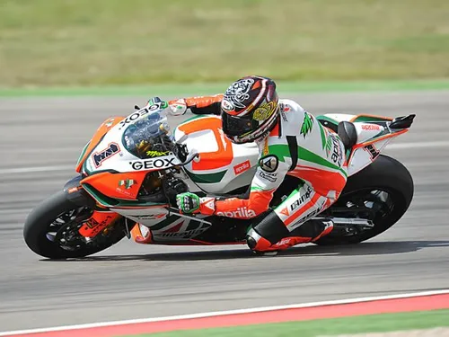 max biaggi warm up aragon 2011