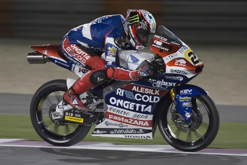 Carlos Checa in sella alla Ducati 1199 Panigale R