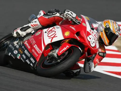 Bruce Anstey con la Honda RC213V-S Marquez Replica